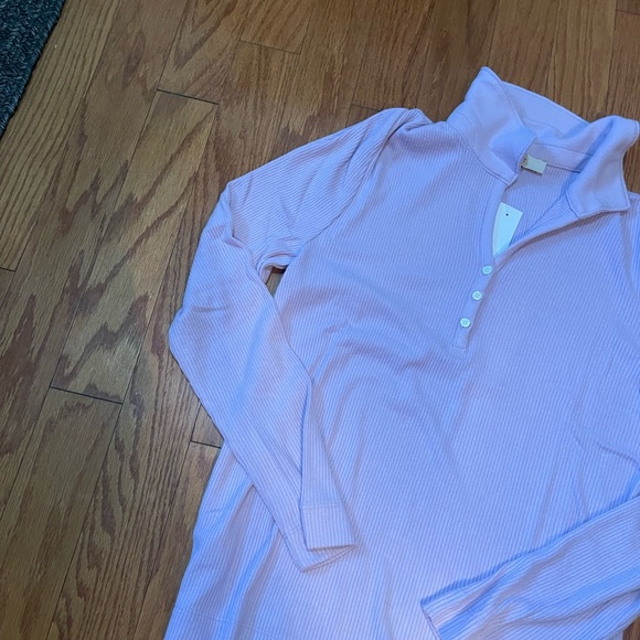 Loft Lavender Everyday Ribbed Knit
Loft Top - Picture 5 of 9